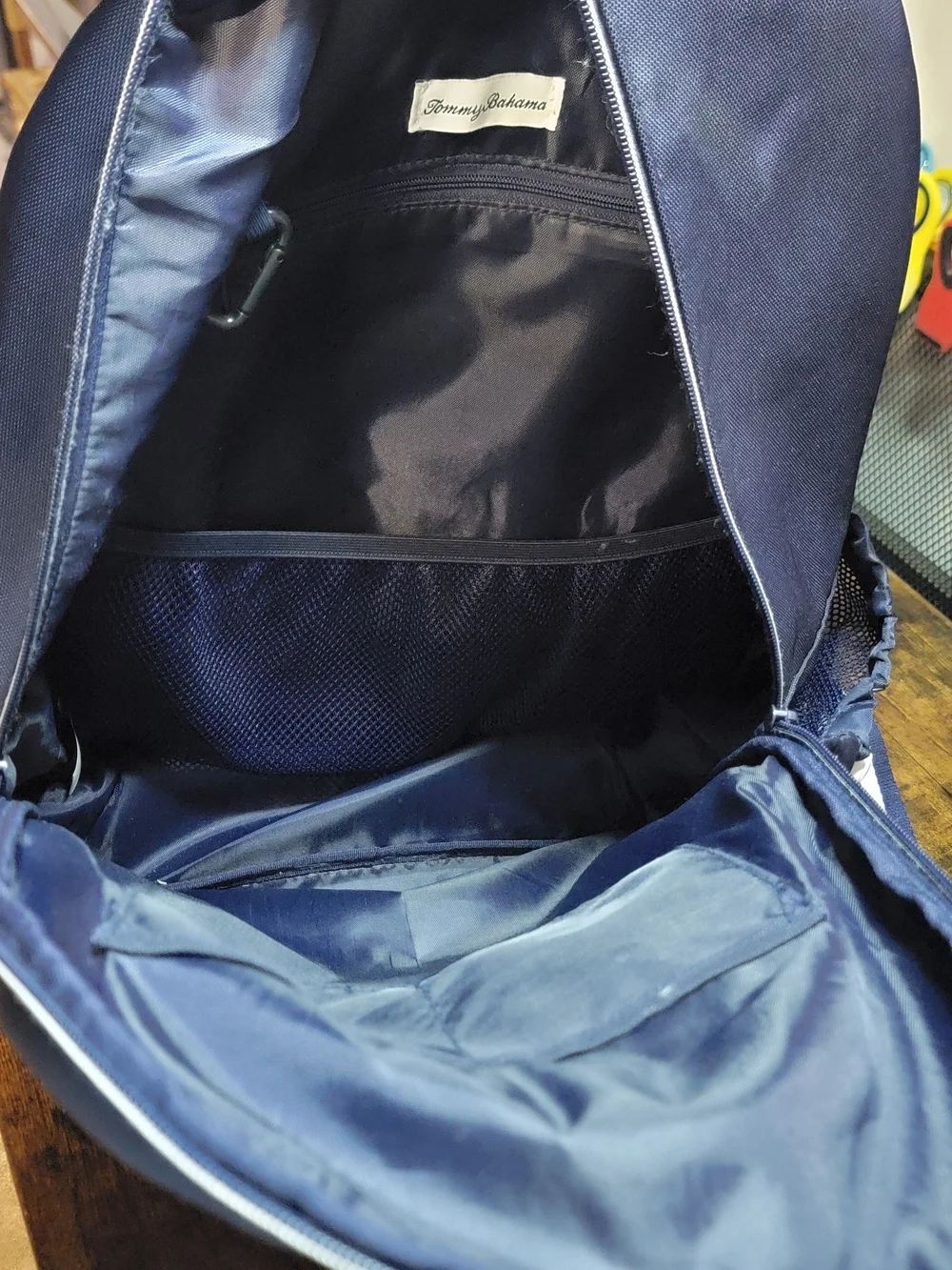Tommy Bahama paddle capacity
